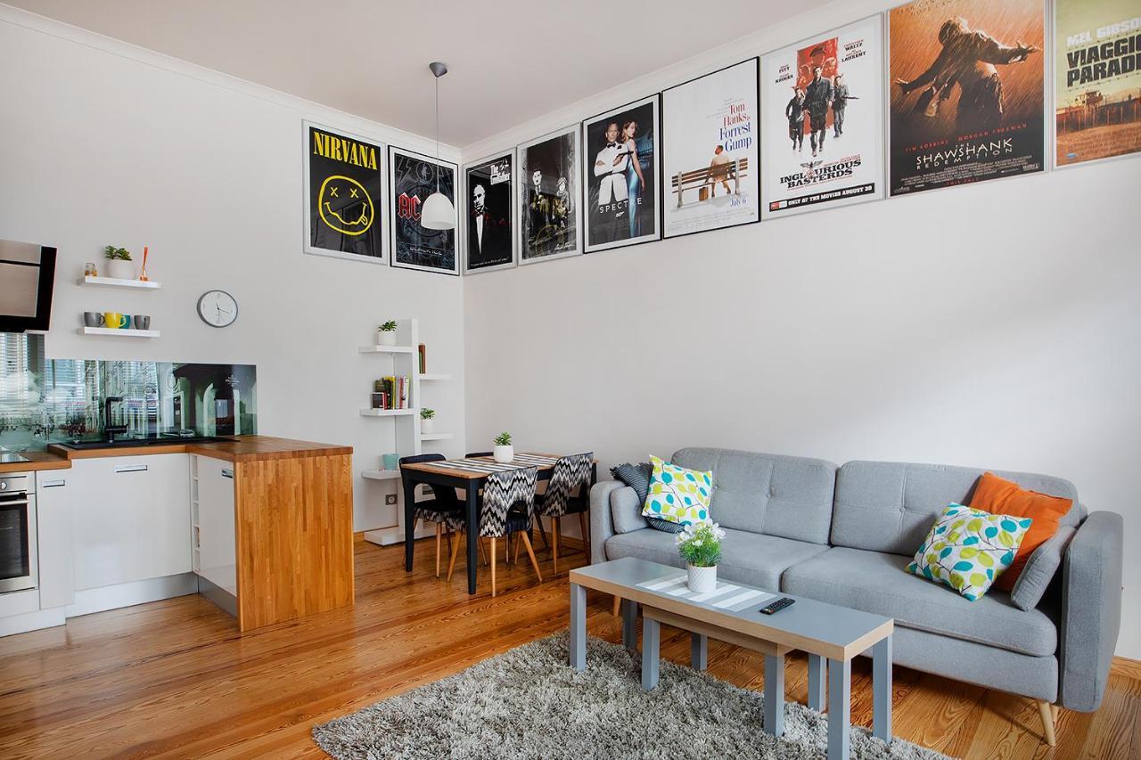 Movie Apartment Jezyce بوزنان المظهر الخارجي الصورة