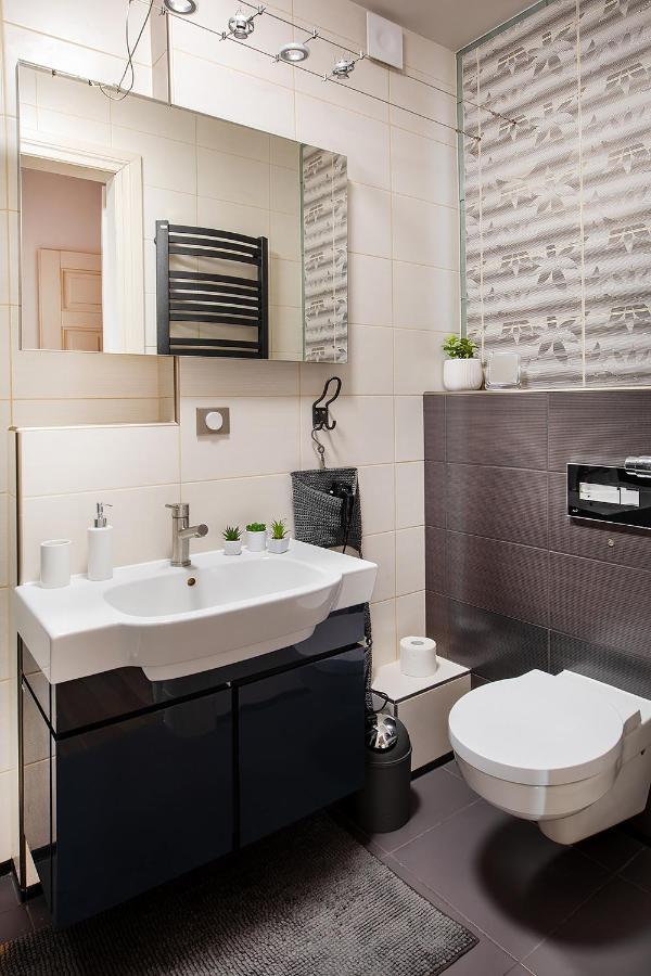 Movie Apartment Jezyce بوزنان المظهر الخارجي الصورة