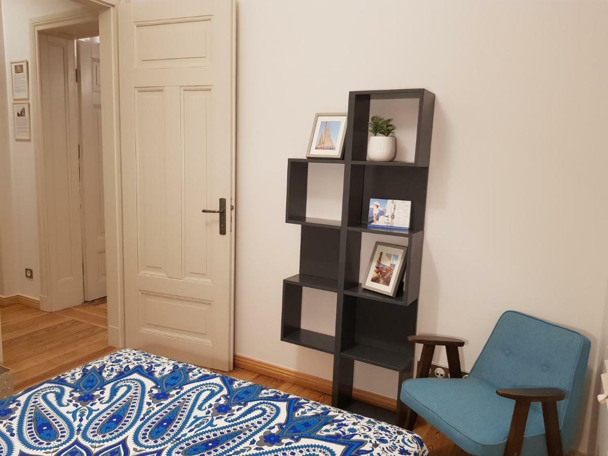 Movie Apartment Jezyce بوزنان المظهر الخارجي الصورة